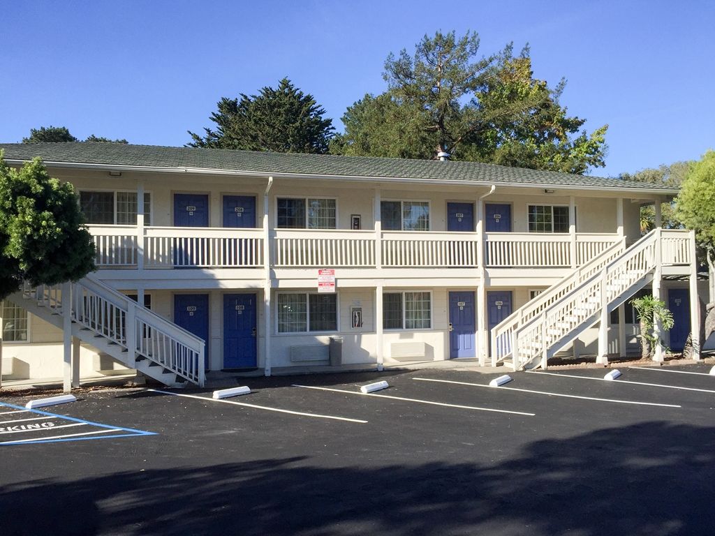 Fisherman'S Cove Inn モントレー エクステリア 写真